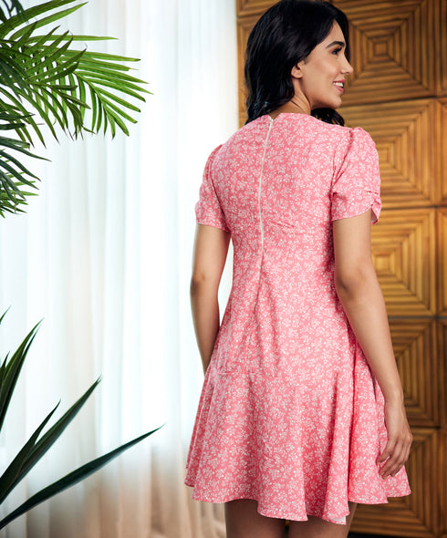 Vneck Ditsy Floral Puffed Sleeve Dress